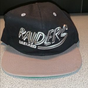 Oakland Raiders Snapback Hat